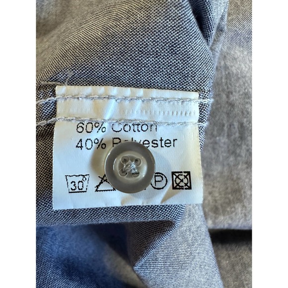 Tokyo Underground Gray and White Ditzy Floral Print Button Down, Size L - Picture 5 of 5